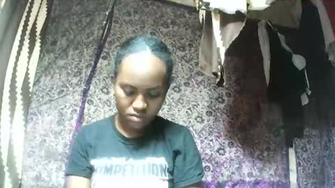 estanie online show from November 13, 2025, 7:02 pm