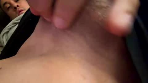 esteban121222 online show from April 28, 2026, 11:37 am