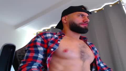 esteban online show from November 8, 2025, 2:28 pm