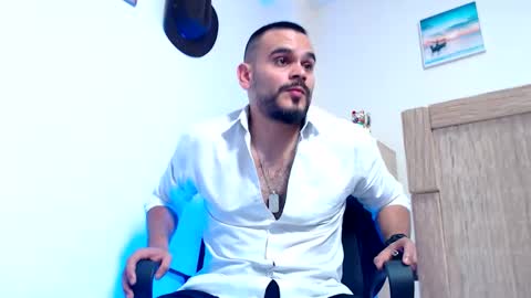 Esteban Fernandez online show from February 7, 2026, 3:10 am