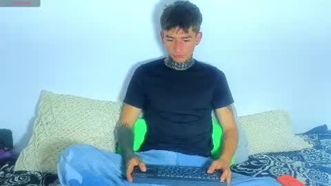 Esteban independent model online show from June 30, 2026, 8:21 pm