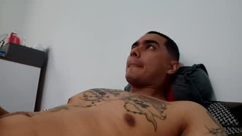 estebanmed92 online show from February 27, 2026, 5:57 pm