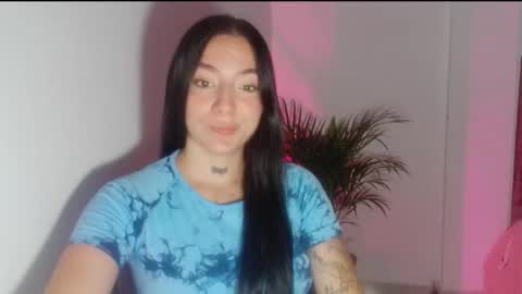 estefa1 online show from December 19, 2025, 6:26 pm