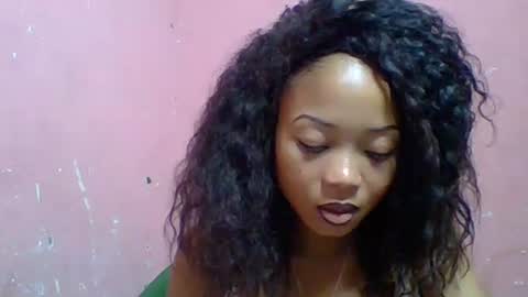 Snapshot of estelah20 chatting on September 17, 2025, 5:09 am estelah20 online show from September 17, 2025, 5:09 am