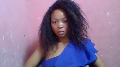 Snapshot of estelah20 chatting on October 9, 2025, 5:05 am estelah20 online show from October 9, 2025, 5:05 am