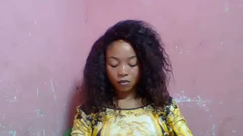 Snapshot of estelah20 chatting on October 14, 2025, 5:52 am estelah20 online show from October 14, 2025, 5:52 am