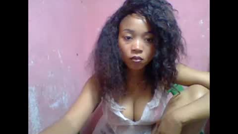 Snapshot of estelah20 chatting on November 10, 2025, 6:12 am estelah20 online show from November 10, 2025, 6:12 am