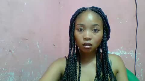 Snapshot of estelah20 chatting on November 12, 2025, 2:17 pm estelah20 online show from November 12, 2025, 2:17 pm