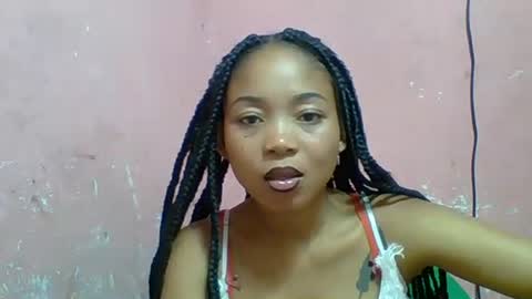 Snapshot of estelah20 chatting on November 16, 2025, 6:19 am estelah20 online show from November 16, 2025, 6:19 am