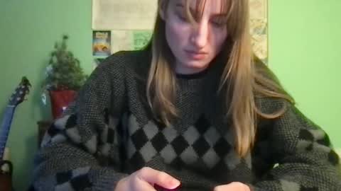 Snapshot of esthergreyplus chatting on January 27, 2025, 11:33 pm Esther Grey online show from January 27, 2025, 11:33 pm