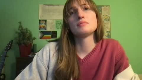 Snapshot of esthergreyplus chatting on February 3, 2025, 10:11 pm Esther Grey online show from February 3, 2025, 10:11 pm