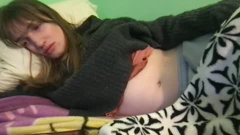 Snapshot of esthergreyplus chatting on February 26, 2025, 1:32 am Esther Grey online show from February 26, 2025, 1:32 am