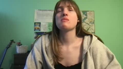 Snapshot of esthergreyplus chatting on February 26, 2025, 6:11 pm Esther Grey online show from February 26, 2025, 6:11 pm