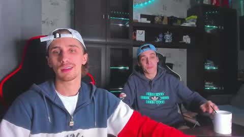 LOUIS online show from November 2, 2025, 9:39 pm