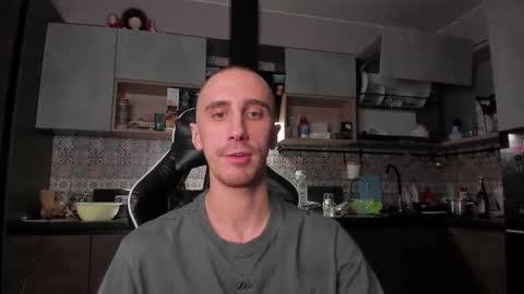 LOUIS online show from January 15, 2026, 9:36 am