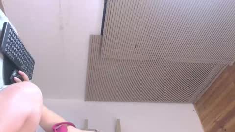 Estrella online show from January 9, 2026, 3:20 am