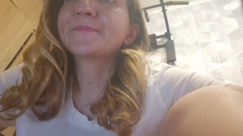 estrellawalters online show from May 27, 2026, 9:39 am
