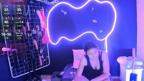 Snapshot of estudiooro509 chatting on October 6, 2025, 7:11 pm Cloe and Megan online show from October 6, 2025, 7:11 pm