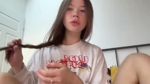 Snapshot of eternal_infinite chatting on October 31, 2025, 1:45 pm nika 3 online show from October 31, 2025, 1:45 pm