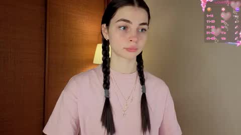 Mary online show from November 3, 2025, 7:53 am