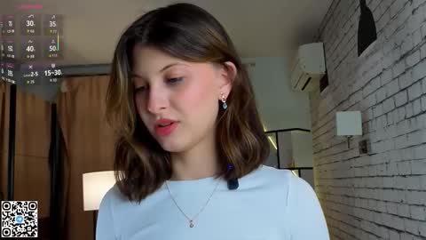 Elsa online show from October 5, 2025, 6:50 pm