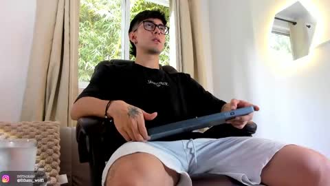 etham_wolf1 online show from April 27, 2026, 6:06 pm