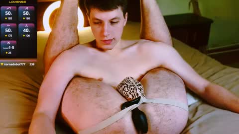 Snapshot of ethan7inches chatting on December 10, 2024, 1:11 am Ethan online show from December 10, 2024, 1:11 am
