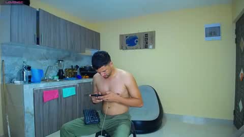 Snapshot of ethan_hawke_ chatting on October 23, 2025, 4:23 am Jose online show from October 23, 2025, 4:23 am