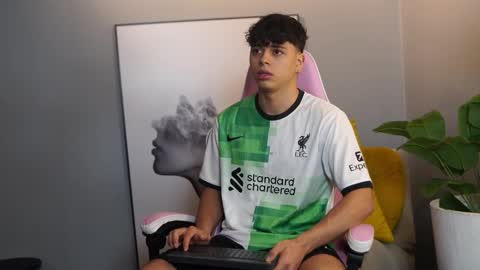 ethan_occonor online show from November 1, 2025, 12:51 pm