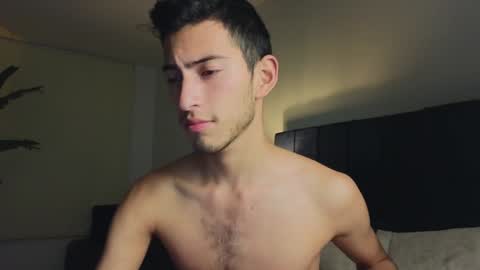 Snapshot of ethan_skiny_ chatting on December 7, 2024, 8:11 am Joan online show from December 7, 2024, 8:11 am