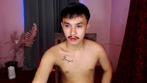 Snapshot of ethan_uwuxx chatting on January 12, 2025, 10:45 am DAVE online show from January 12, 2025, 10:45 am