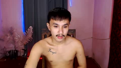 Snapshot of ethan_uwuxx chatting on January 15, 2025, 5:37 pm DAVE online show from January 15, 2025, 5:37 pm