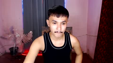 Snapshot of ethan_uwuxx chatting on January 21, 2025, 7:39 pm DAVE online show from January 21, 2025, 7:39 pm