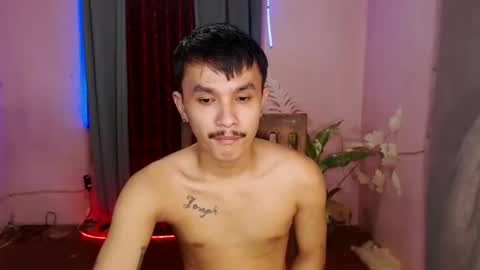 Snapshot of ethan_uwuxx chatting on February 15, 2025, 4:12 pm DAVE online show from February 15, 2025, 4:12 pm