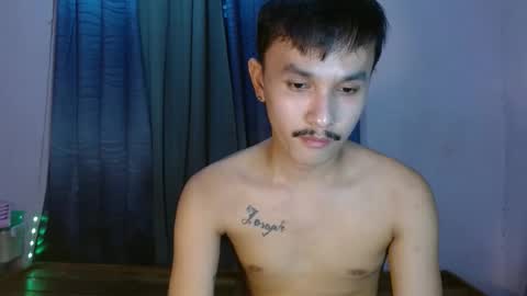 Snapshot of ethan_uwuxx chatting on February 17, 2025, 8:58 pm DAVE online show from February 17, 2025, 8:58 pm