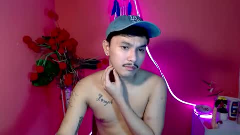 Snapshot of ethan_uwuxx chatting on October 21, 2025, 4:57 am DAVE online show from October 21, 2025, 4:57 am