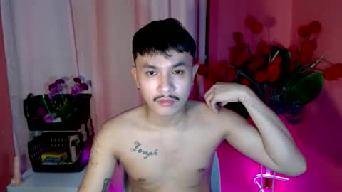 Snapshot of ethan_uwuxx chatting on October 29, 2025, 12:18 pm DAVE online show from October 29, 2025, 12:18 pm
