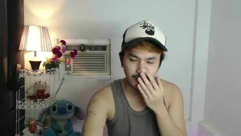 Snapshot of ethan_uwuxx chatting on February 28, 2026, 12:33 am DAVE online show from February 28, 2026, 12:33 am