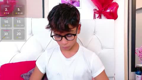 Ethan online show from March 12, 2026, 8:15 pm