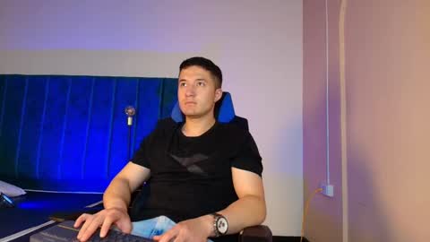 Snapshot of ethanconnor_ chatting on October 16, 2025, 12:17 pm ethanconnor_ online show from October 16, 2025, 12:17 pm