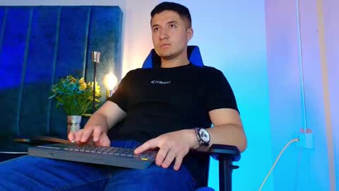 Snapshot of ethanconnor_ chatting on October 27, 2025, 12:31 pm ethanconnor_ online show from October 27, 2025, 12:31 pm