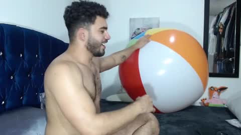 Ethan online show from March 5, 2025, 10:32 pm