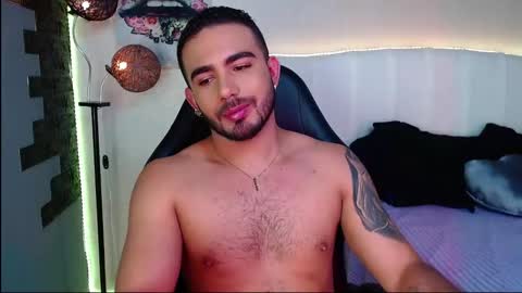Ethan online show from June 1, 2026, 7:48 pm