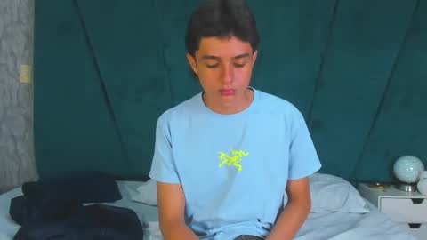 ethanlowell online show from February 3, 2025, 2:58 am