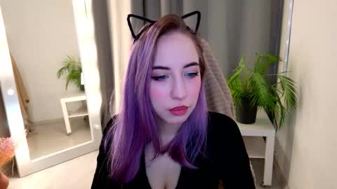 Isabelle online show from November 14, 2025, 5:39 am