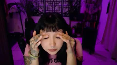 Snapshot of etherealhazy chatting on February 3, 2026, 4:43 am etherealhazy online show from February 3, 2026, 4:43 am