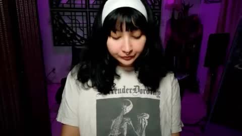 etherealhazy online show from May 25, 2026, 5:57 am