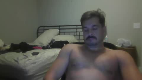 Snapshot of etim33 chatting on October 7, 2025, 2:31 am etim33 online show from October 7, 2025, 2:31 am