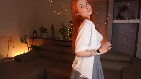 Snapshot of eugenecristino chatting on November 5, 2025, 11:43 am Lillie here and its my first day online show from November 5, 2025, 11:43 am