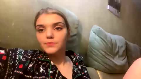 Viola online show from January 12, 2026, 7:30 pm